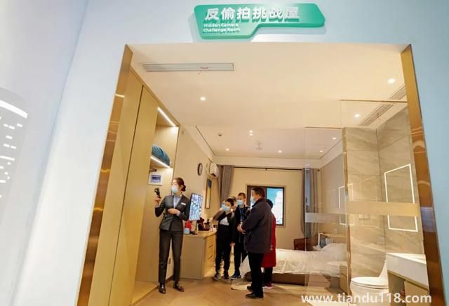 1人控制18萬(wàn)個(gè)攝像頭 偷拍屢禁難絕