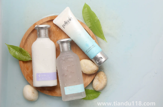 夏天護膚品放車里一天還能用嗎(夏天護膚品需要放冰箱嗎)(圖3) 夏天護膚品放車里一天還能用嗎3