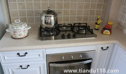 灶臺(tái)朝西怎么辦3