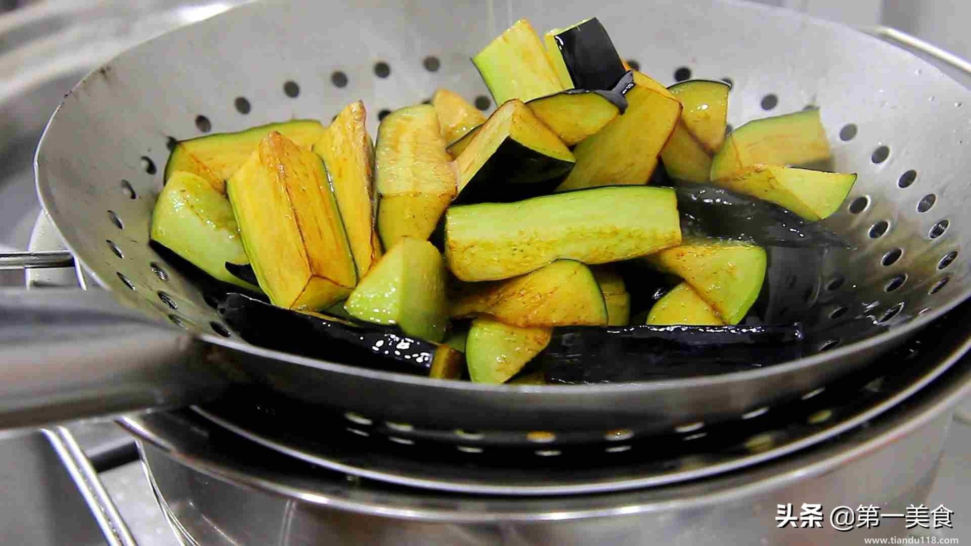 魚香茄子的做法（魚香茄子怎么做）(圖3)