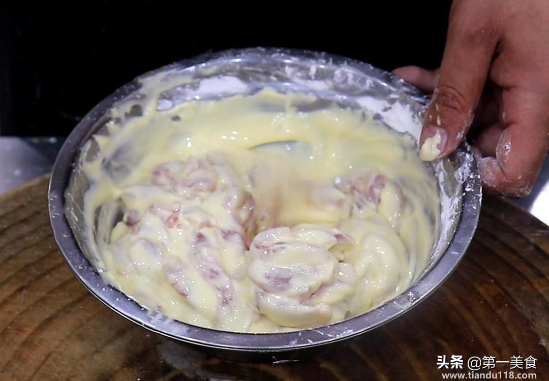 糖醋里脊的做法（糖醋里脊怎么做）(圖4)