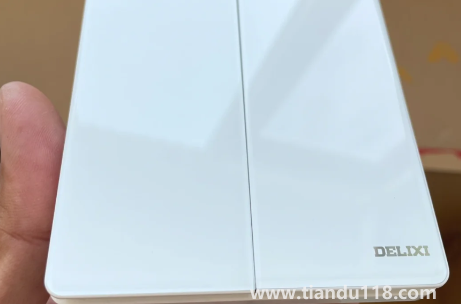 德力西開(kāi)關(guān)插座質(zhì)量怎么樣3