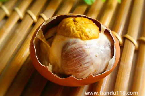 活珠子比普通雞蛋有營養(yǎng)嗎(活珠子的功效與作用)(圖3) 活珠子比普通雞蛋有營養(yǎng)嗎3