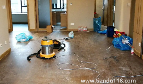 開(kāi)荒保潔哪里好（開(kāi)荒保潔收費(fèi)標(biāo)準(zhǔn)）