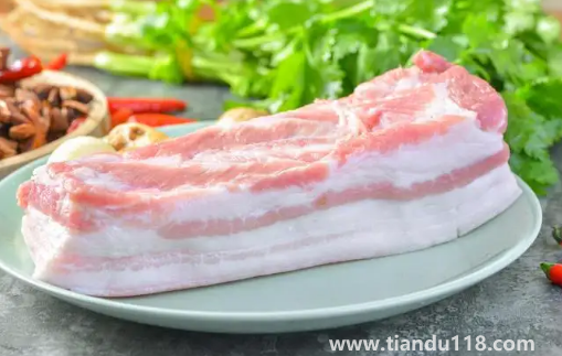 豬肉夜里發(fā)出藍(lán)光能吃嗎2