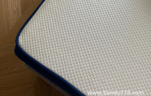 藍(lán)盒子床墊退貨的會(huì)再次銷售嗎（藍(lán)盒子床墊太軟了睡覺腰酸背疼正常嗎）