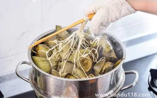 生粽子煮一個小時能熟嗎3