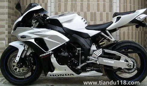 新買(mǎi)的摩托車必須在多久內(nèi)上牌2