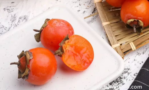 硬柿子里面有密密麻麻的黑點(diǎn)能吃嗎2