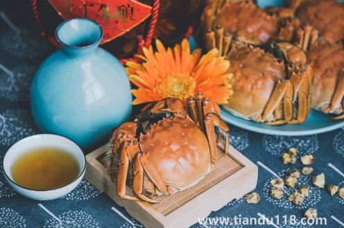 柿子和螃蟹間隔兩小時可以吃嗎（吃螃蟹不能吃什么）