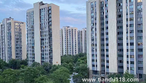 11層千萬(wàn)不要買(mǎi)幾層樓的房子(買(mǎi)房為啥不買(mǎi)3.7.10.17層)(圖1) 11層千萬(wàn)不要買(mǎi)幾層樓的房子1