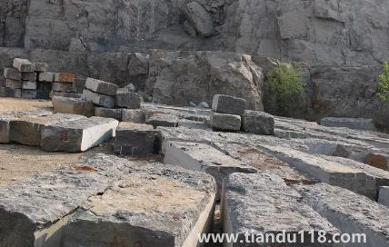 鎮(zhèn)宅用天然青石好嗎3