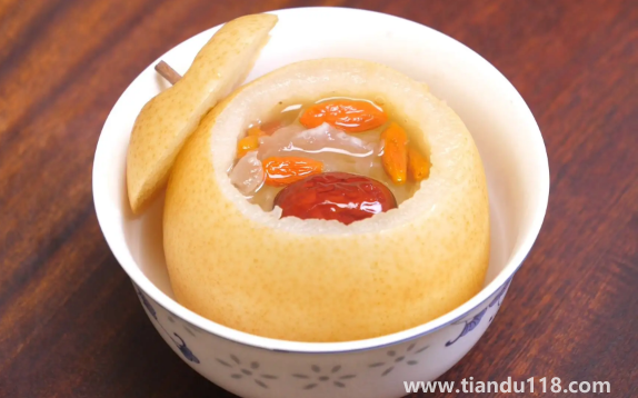 冰糖燉雪梨是吃梨肉還是喝湯2