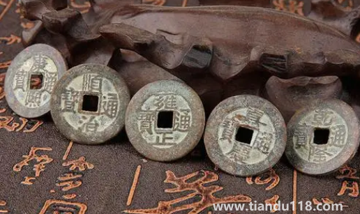 五帝錢掛門框還是門上（五帝錢是不是隨便掛）