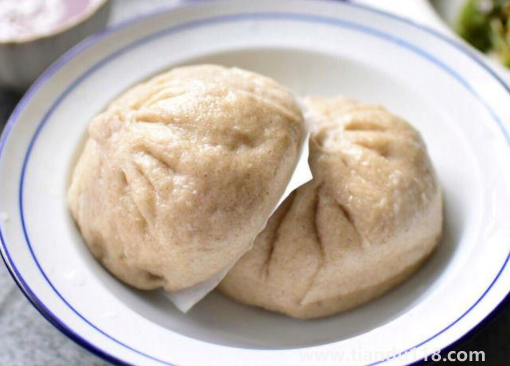 牛肉餡包子蒸多長(zhǎng)時(shí)間能好2