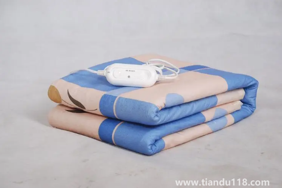 電熱毯關(guān)了還有電磁輻射嗎2