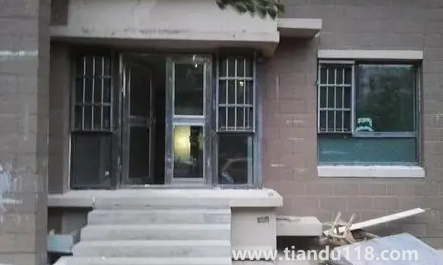 為什么窮不改門3