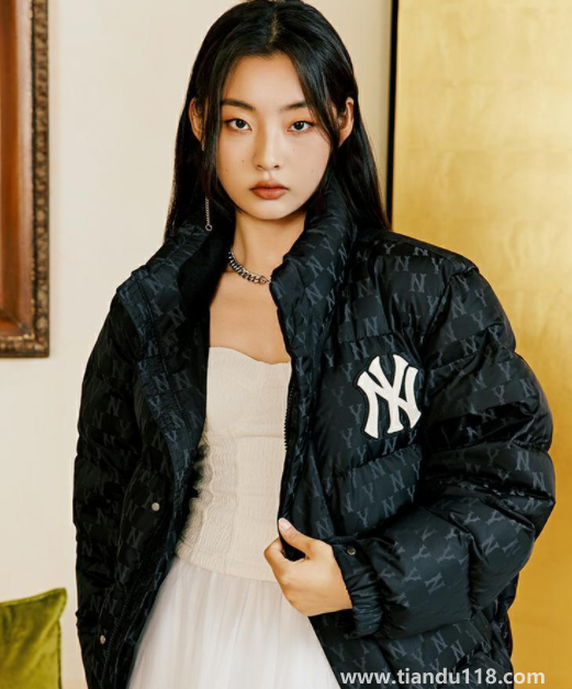 一件白鵝絨的羽絨服什么價(jià)位(1000多元的鵝絨服值嗎)(圖2) 一件白鵝絨的羽絨服什么價(jià)位2