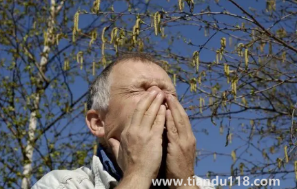 鼻塞用生理鹽水洗鼻子有用嗎（用鹽洗鼻子有什么用）