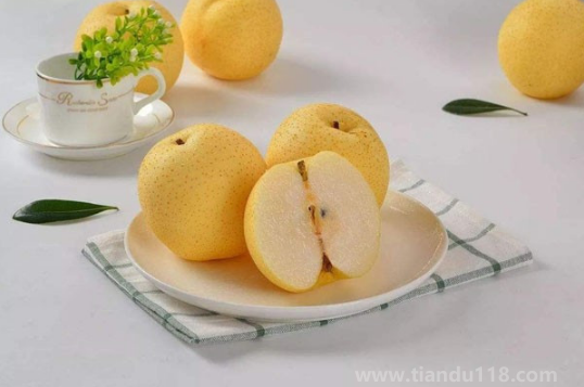 冰糖蒸梨放花椒有什么功效（梨怎么吃最有營養(yǎng)價值）