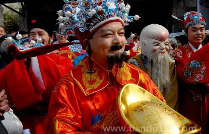 每年初五都是迎財神嗎2023（初五迎財神需要準(zhǔn)備哪些東西）